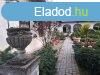 Elad csaldi hz Tkl, 	F t krnyke