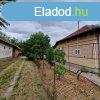 Bksszentandrson csaldi hz elad! 