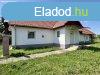 Elad 70 nm-es Feljtott Csaldi hz Szentmrtonkta