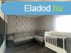 Mosonmagyarvr csendes kzponti rszn kertkapcsolatos iker