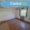 Monoron 2 szoba+nappalis, napelemes csaldi hz