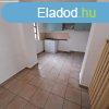 Monoron 2 szoba+nappalis, napelemes csaldi hz