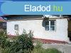 Elad csaldi hz Tszeg kzpontjban