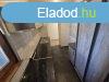 Elad 56m2-es Panellaks, Gyngys