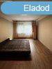Belvros kzeli, fldszinti elad laks