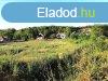 Gombn ELAD egy 1203 nm-es, sk, belterleti ptsi telek,