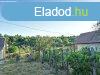 GOMBN, J PTS csaldi hz szomszdsgban ELAD egy 119