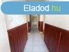 Elad csaldi hz rd, 	rdliget vasthoz kzel