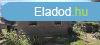 Elad 46 nm-es Csaldi hz Rckeve