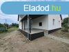 Elad 83 nm-es Feljtott Csaldi hz rkny