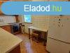 Elad 54 nm-es Feljtott Panellaks Pcs Kertvros 