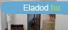 Elad 43 nm-es Csaldi hz Rckeve
