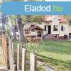 Elad csaldi hz Kustnszeg, 	Autentikus hz, nagy telekkel