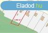 Elad csaldi hz ri, 	CSALDI HZ NAGY TELEKKEL!