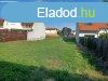 Elad ptsi telek Gyr