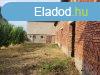 Elad 355 nm-es j pts Csaldi hz Abda Bcsi t 154 